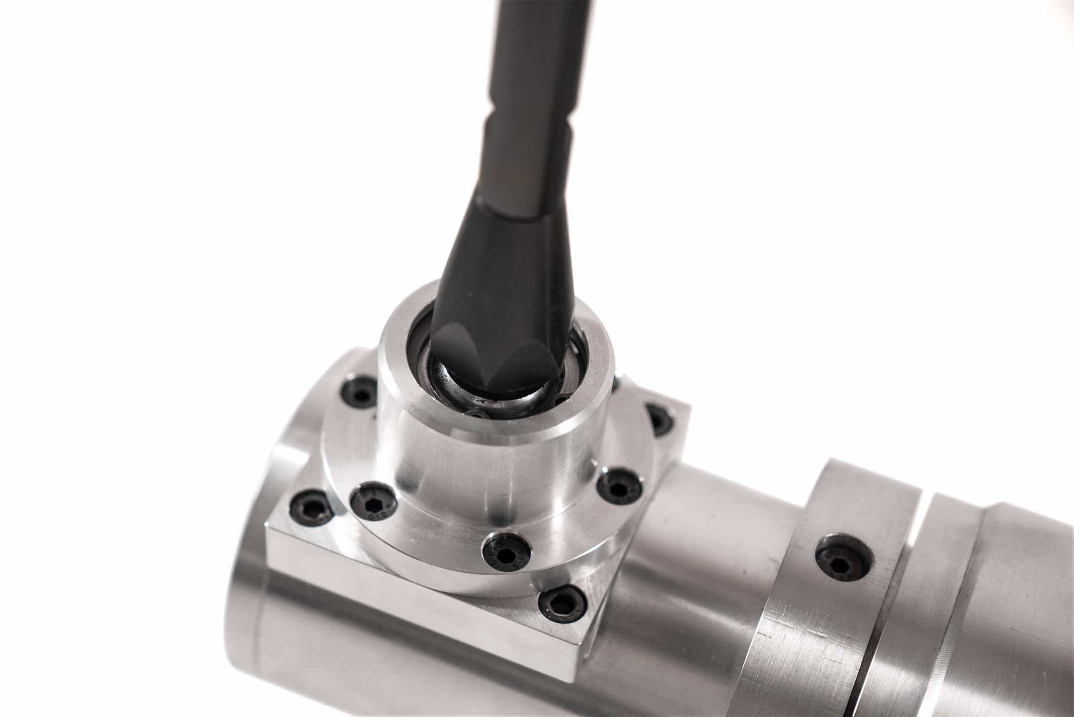 Close up look of BDH H1SQ shifter's shaft connection