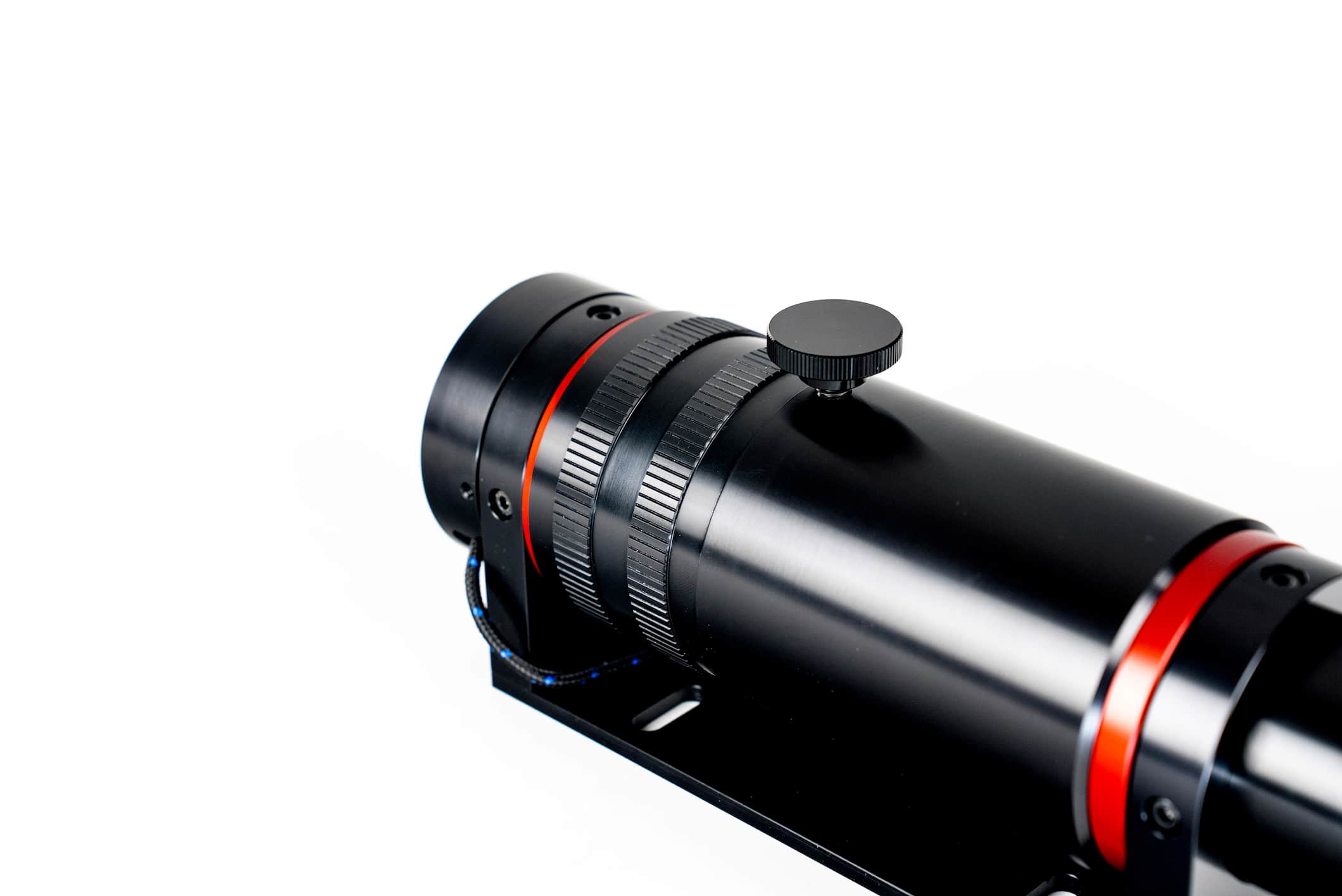 Back view of H2SQ Black and Red shifter